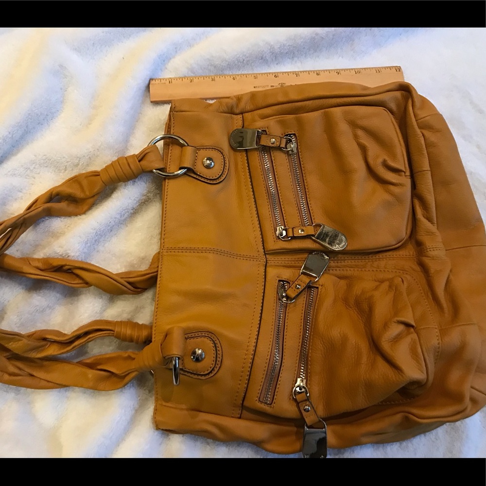 B Makowsky butterscotch leather handbag NWOT